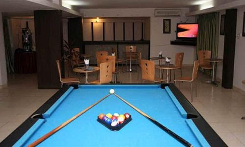 Alor Holiday Resort Calangute Exteriör bild