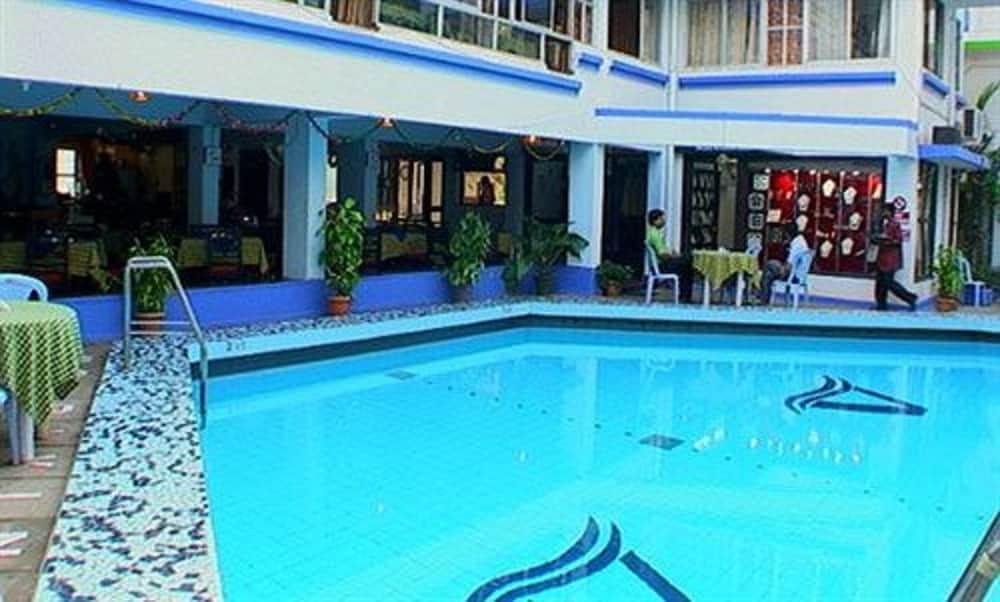 Alor Holiday Resort Calangute Exteriör bild