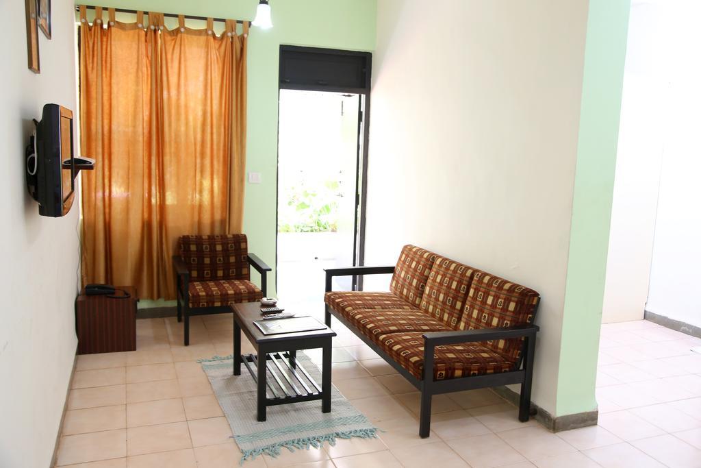 Alor Holiday Resort Calangute Exteriör bild